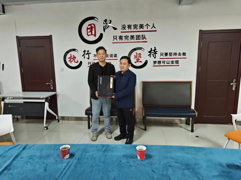 孔府家酒董事長劉董，名酒名企來樂康醫(yī)療集團(tuán)考察指導(dǎo)工作